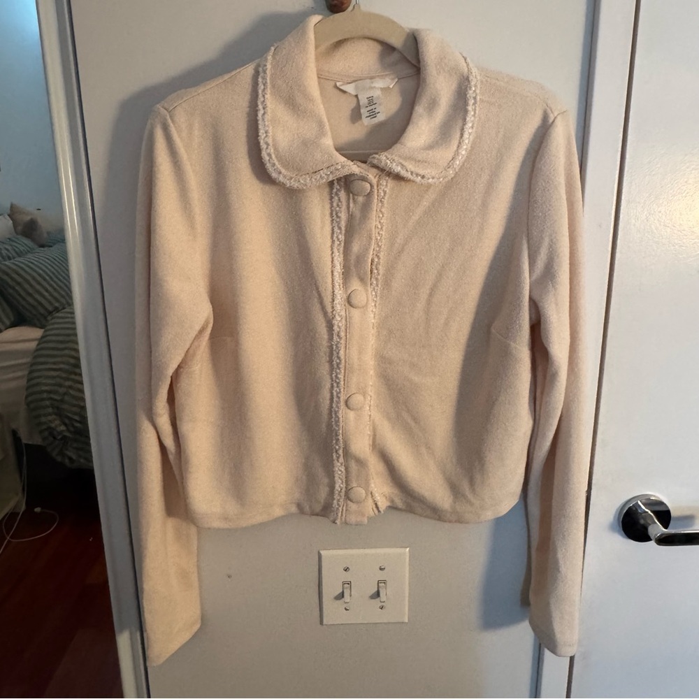 H&M CARDIGAN WITH COLLAR - Picture 2 of 8